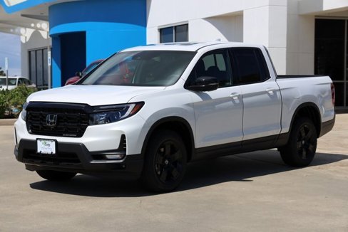 New 2025 Honda Ridgeline Black Edition image 3