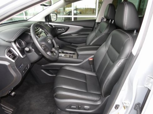 Certified 2024 Nissan Murano SV w/ SV Midnight Edition Package image 20