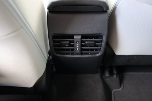 New 2026 Toyota Corolla Cross L image 24