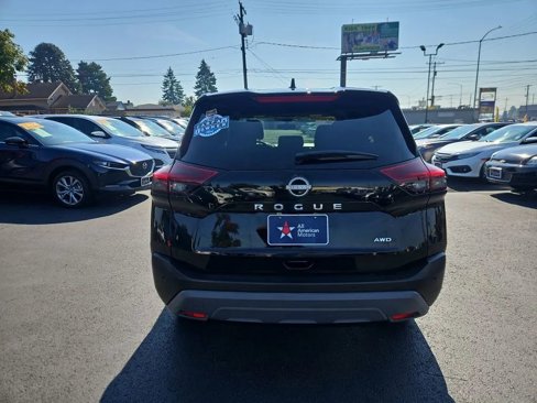 Used 2023 Nissan Rogue S image 6