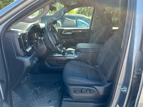 Used 2023 Chevrolet Silverado 1500 LT Trail Boss image 10
