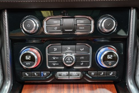 Used 2024 GMC Yukon Denali Ultimate image 25
