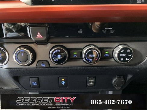 Used 2017 Toyota Tacoma TRD Off-Road w/ Tow Package (A/T) image 23
