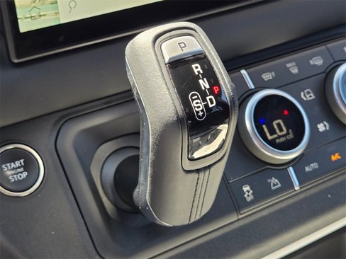 Used 2025 Land Rover Defender 110 S image 30