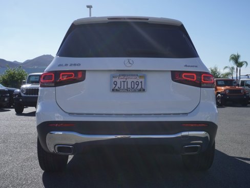 Used 2023 Mercedes-Benz GLB 250 4MATIC image 5