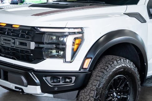 Used 2025 Ford F150 Raptor image 12