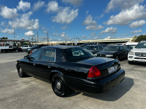Used 2011 Ford Crown Victoria Police Interceptor w/ Radio Suppression Pkg image 3
