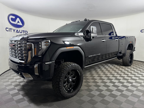 Used 2024 GMC Sierra 3500 Denali w/ Denali Reserve Package image 29