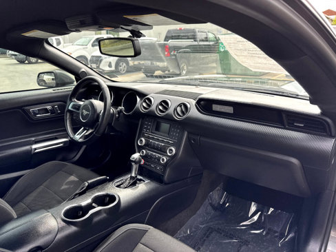 Used 2017 Ford Mustang Coupe image 17