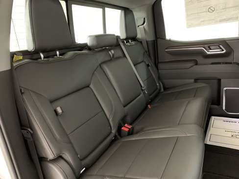 New 2026 GMC Sierra 1500 SLT w/ SLT Convenience Package image 42