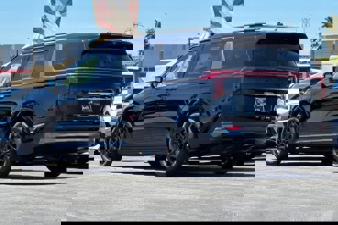 New 2026 Kia Carnival SX Prestige image 6