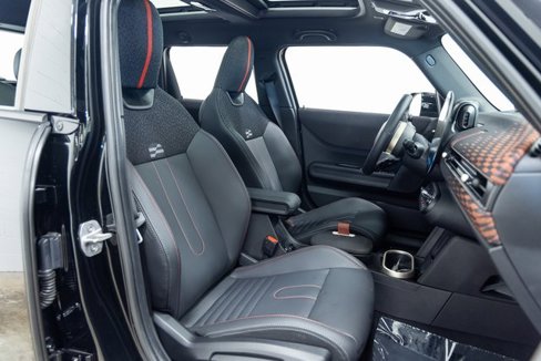 Certified 2025 MINI Cooper S image 27