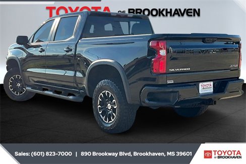 Used 2024 Chevrolet Silverado 1500 ZR2 w/ Technology Package image 2