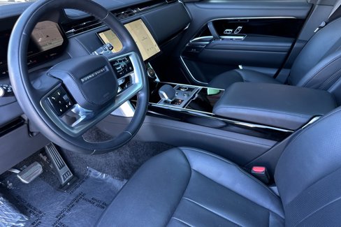 Used 2023 Land Rover Range Rover SE image 9