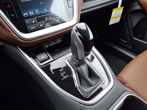 New 2025 Subaru Outback Touring XT image 5