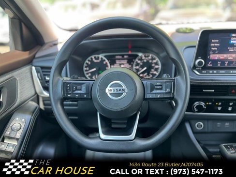Used 2021 Nissan Rogue S image 25