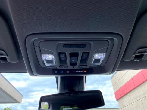Used 2019 GMC Sierra 1500 SLT w/ SLT Premium Plus Package image 16
