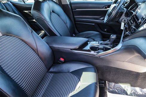 Used 2023 Toyota Camry SE image 15