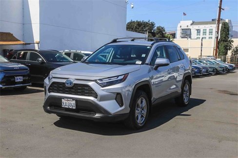 Used 2024 Toyota RAV4 LE image 5