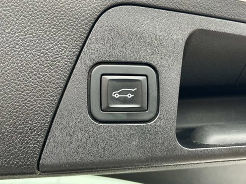 Used 2019 Buick Envision Essence image 7