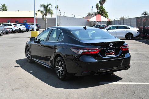 Used 2024 Toyota Camry SE image 6