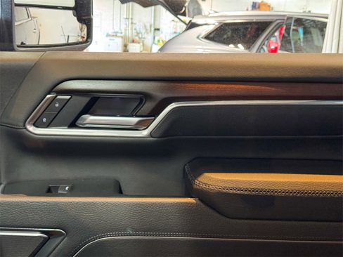 New 2025 GMC Sierra 3500 Denali w/ Denali Reserve Package image 37
