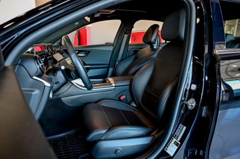 Used 2022 Mercedes-Benz C 300 4MATIC Sedan image 13