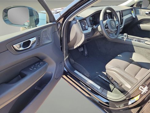 New 2025 Volvo XC60 T8 Plus w/ Climate Package image 10