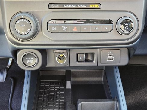 New 2025 Ford Maverick Lariat image 23