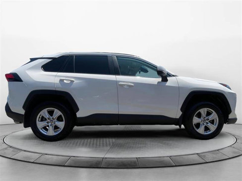 Used 2021 Toyota RAV4 XLE image 6