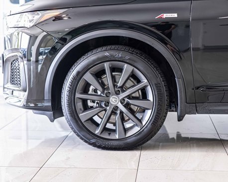 Used 2025 Acura MDX A-Spec image 8