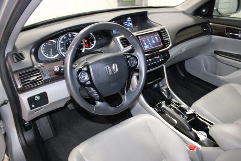 Used 2017 Honda Accord EX-L image 14
