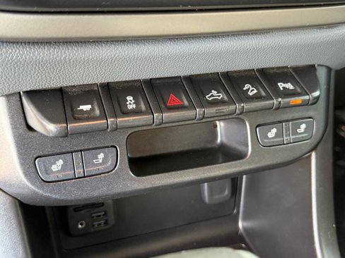 Used 2019 Chevrolet Colorado Z71 image 24