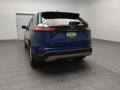 Used 2021 Ford Edge SEL image 7