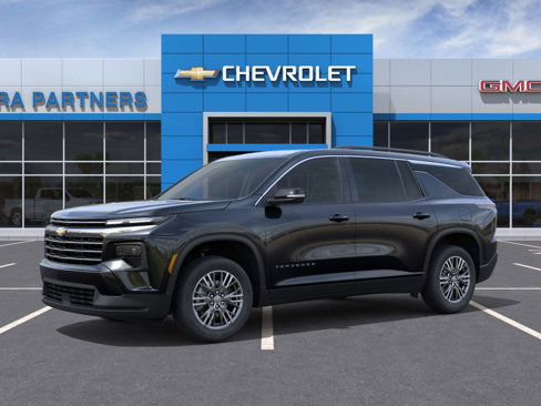 New 2026 Chevrolet Traverse LT w/ Driver Confidence Package image 2