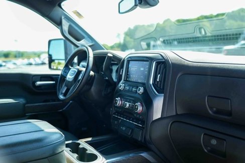 Used 2023 GMC Sierra 2500 Denali image 15