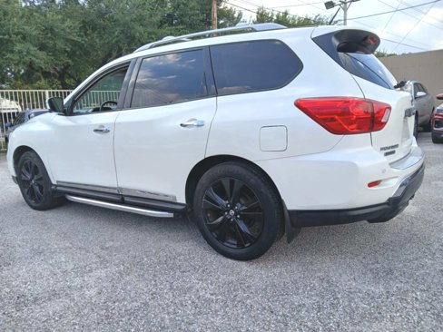 Used 2018 Nissan Pathfinder Platinum image 7