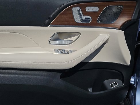 New 2026 Mercedes-Benz GLE 450 4MATIC image 17