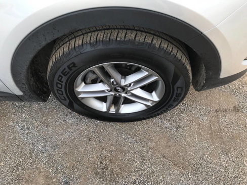 Used 2018 Hyundai Santa Fe Sport image 26