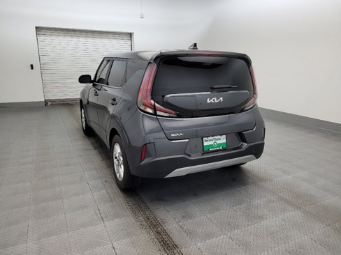 Used 2023 Kia Soul S image 6