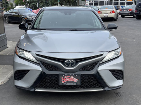 Used 2020 Toyota Camry XSE image 4