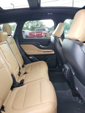 Used 2021 Lincoln Corsair Reserve w/ Equipment Group 201A image 17