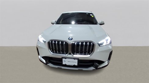 Used 2025 BMW X1 xDrive28i w/ Technology Package image 3