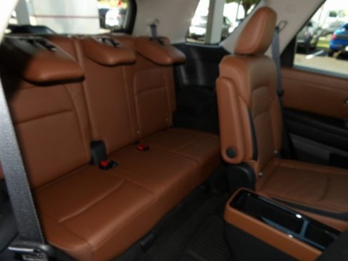 Certified 2023 Nissan Pathfinder Platinum image 33