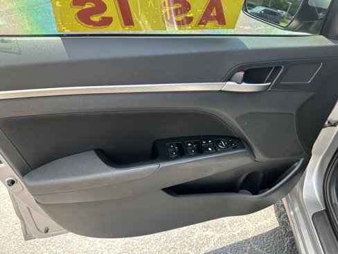 Used 2020 Hyundai Elantra SEL w/ Convenience Package (C2) image 11