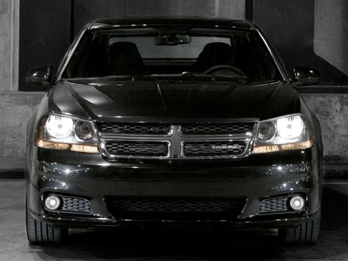 Used 2013 Dodge Avenger SXT image 1