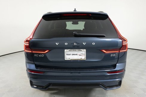New 2026 Volvo XC60 B5 Core image 9