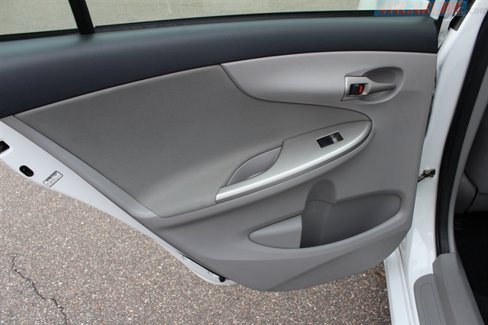 Used 2012 Toyota Corolla LE image 22