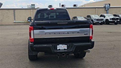 Used 2017 Ford F250 Platinum w/ Platinum Ultimate Package image 7