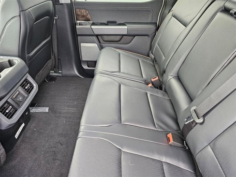 New 2025 Ford F350 Lariat w/ Lariat Ultimate Package image 20